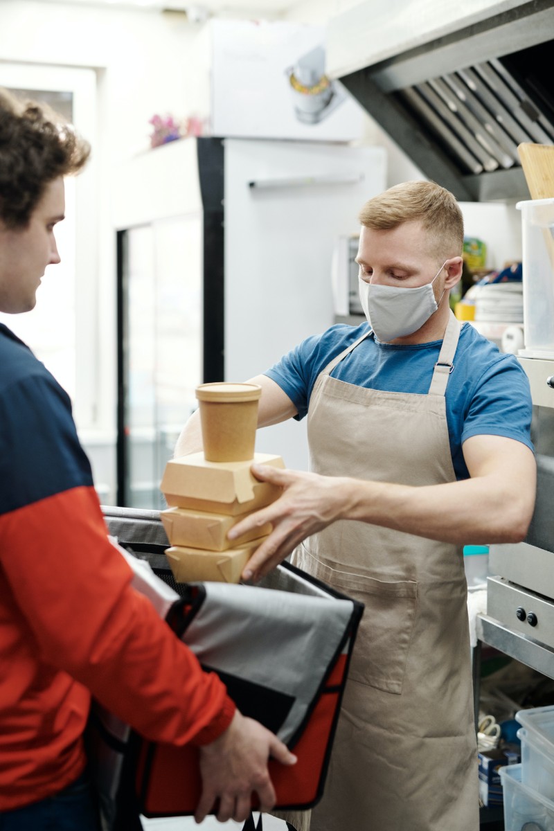 Overcoming Challenges in Sustainable Food Delivery
