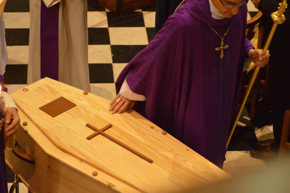 Eco-friendly Coffins