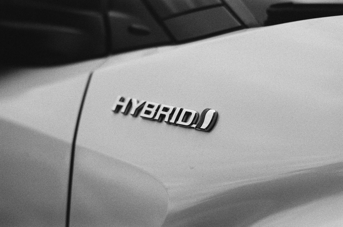 Understanding Electric and Hybrid Vehicles